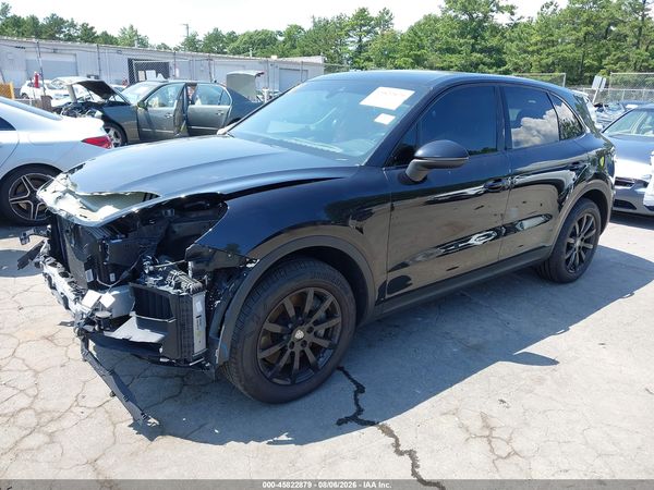 2019 PORSCHE CAYENNE S