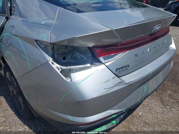 2022 HYUNDAI ELANTRA SEL