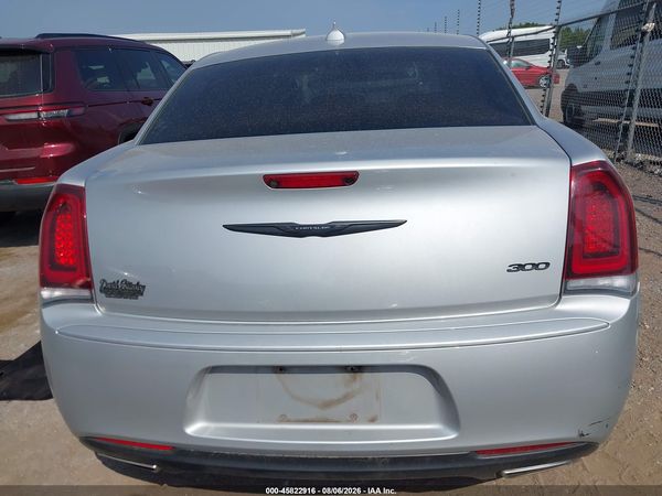2022 CHRYSLER 300 TOURING