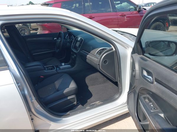 2022 CHRYSLER 300 TOURING
