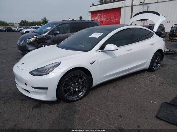 2018 TESLA MODEL 3 LONG RANGE/PERFORMANCE — I2