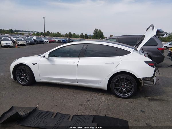 2018 TESLA MODEL 3 LONG RANGE/PERFORMANCE — I117