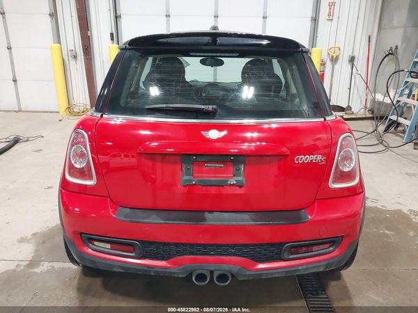 2012 MINI COOPER S