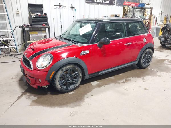 2012 MINI COOPER S