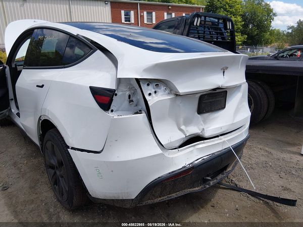 2025 TESLA MODEL Y