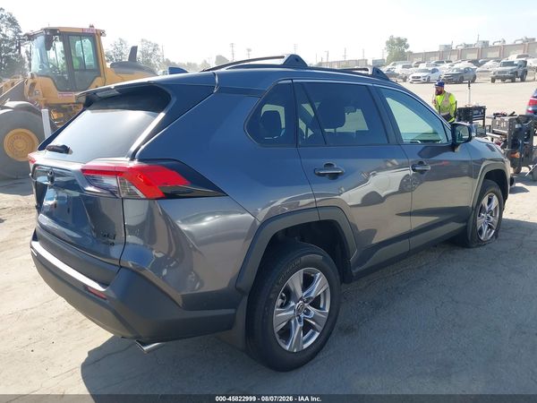 2025 TOYOTA RAV4 XLE — I4
