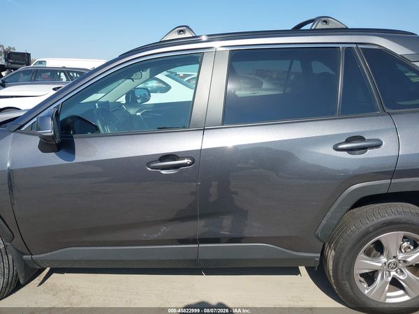 2025 TOYOTA RAV4 XLE — I117