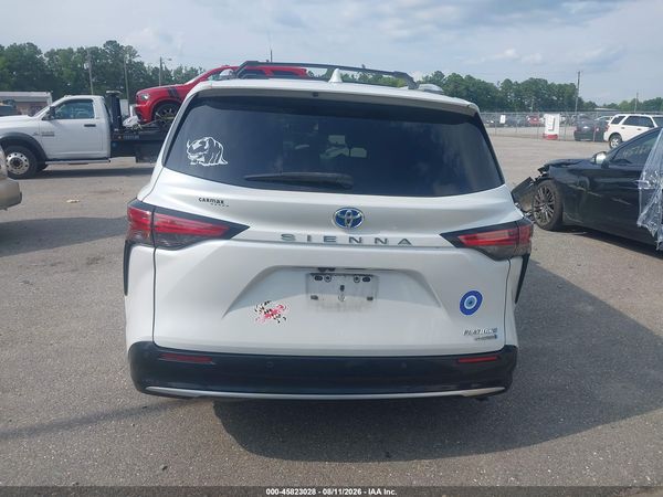 2022 TOYOTA SIENNA PLATINUM — I119