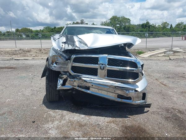 2017 RAM 1500 LARAMIE  4X2 5'7 BOX