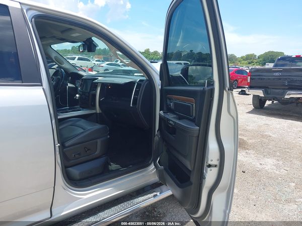 2017 RAM 1500 LARAMIE  4X2 5'7 BOX
