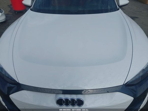 2024 AUDI E-TRON GT PREMIUM PLUS QUATTRO