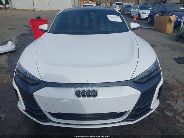2024 AUDI E-TRON GT PREMIUM PLUS QUATTRO