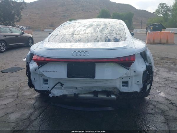 2024 AUDI E-TRON GT PREMIUM PLUS QUATTRO