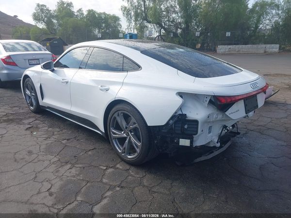 2024 AUDI E-TRON GT PREMIUM PLUS QUATTRO