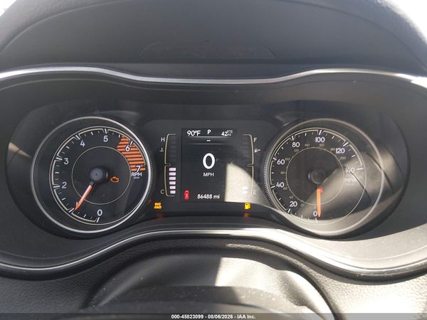 2019 JEEP CHEROKEE LATITUDE PLUS 4X4