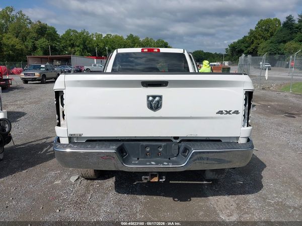 2018 RAM 3500 TRADESMAN  4X4 8' BOX