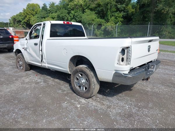 2018 RAM 3500 TRADESMAN  4X4 8' BOX
