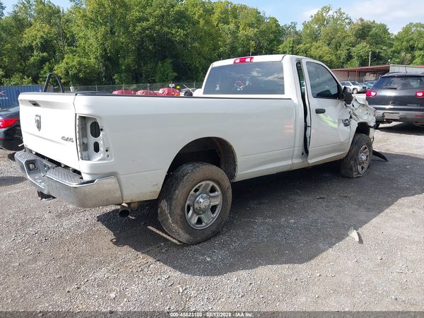 2018 RAM 3500 TRADESMAN  4X4 8' BOX