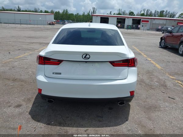 2016 LEXUS IS 200T