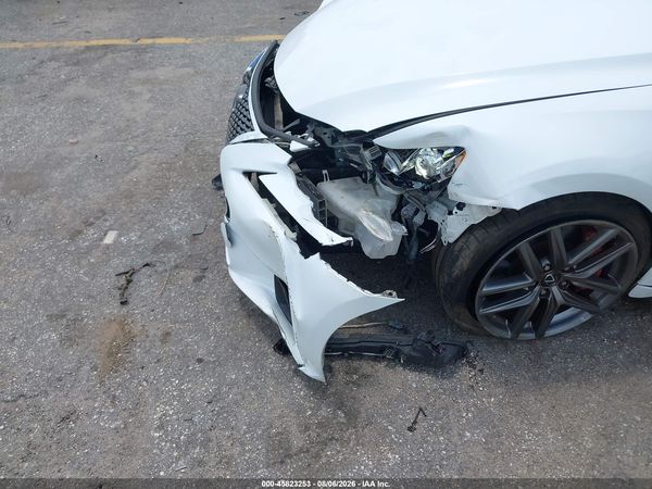2016 LEXUS IS 200T