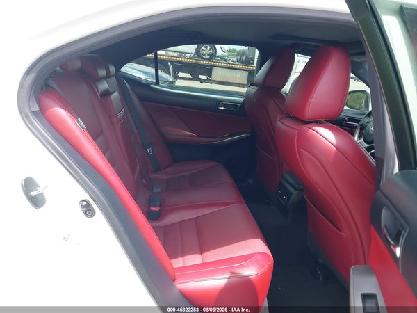 2016 LEXUS IS 200T