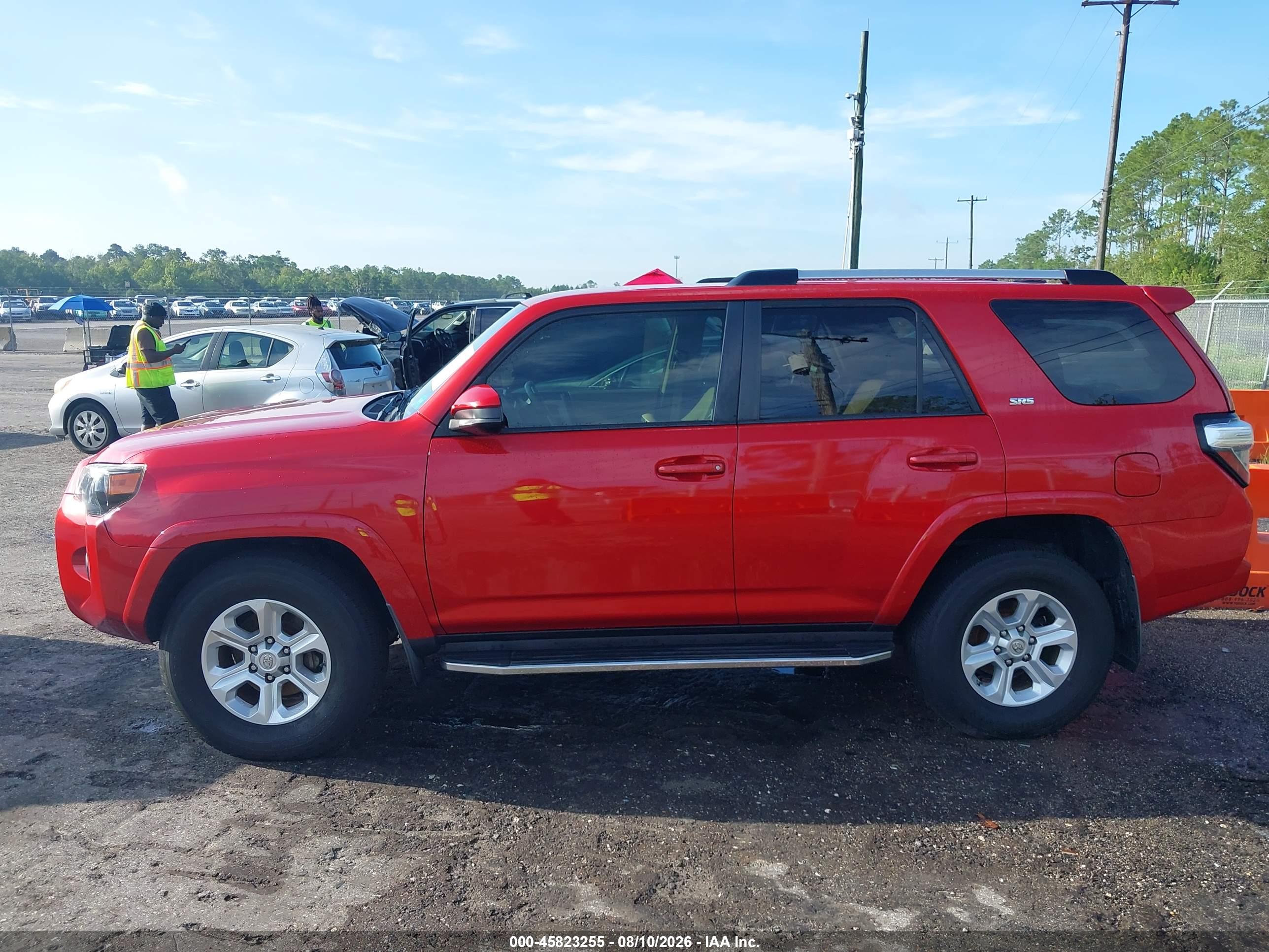 2020 TOYOTA 4RUNNER SR5