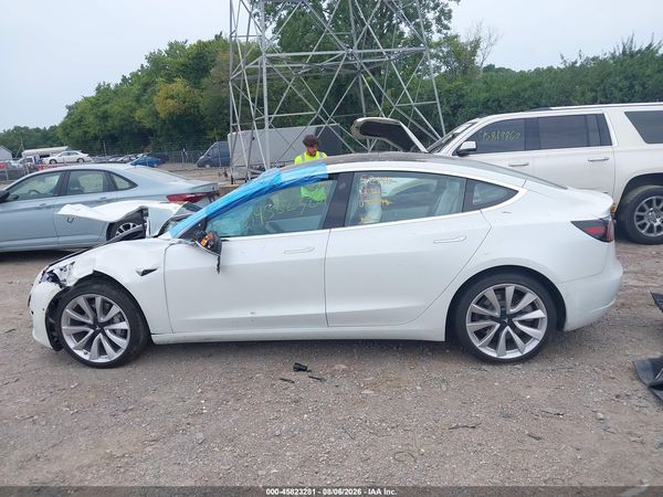 2018 TESLA MODEL 3 LONG RANGE/PERFORMANCE