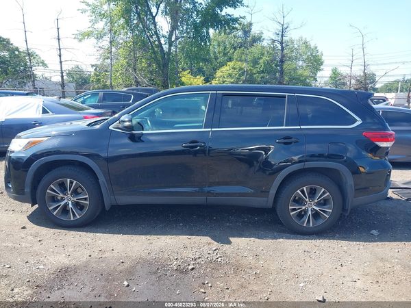 2019 TOYOTA HIGHLANDER