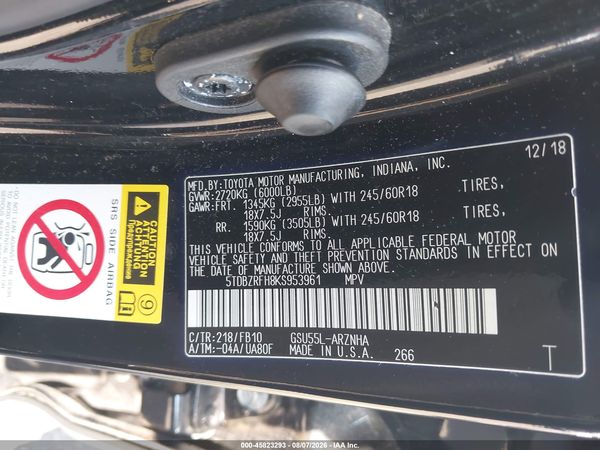 2019 TOYOTA HIGHLANDER LE