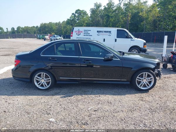 2014 MERCEDES-BENZ C 250 SPORT