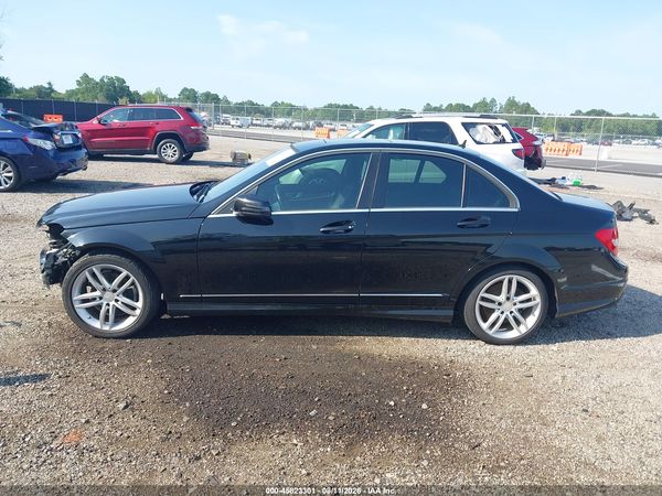 2014 MERCEDES-BENZ C 250 SPORT