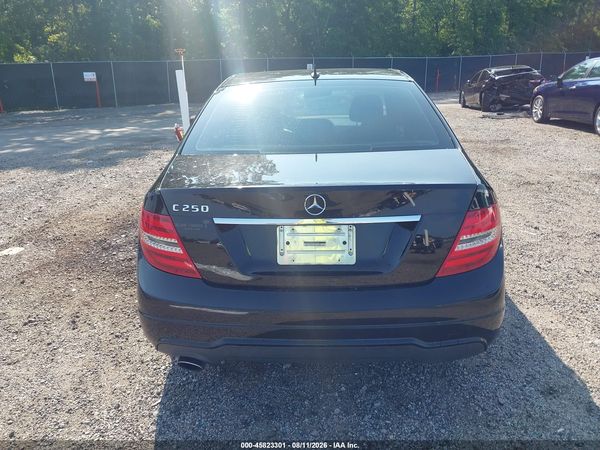 2014 MERCEDES-BENZ C 250 SPORT