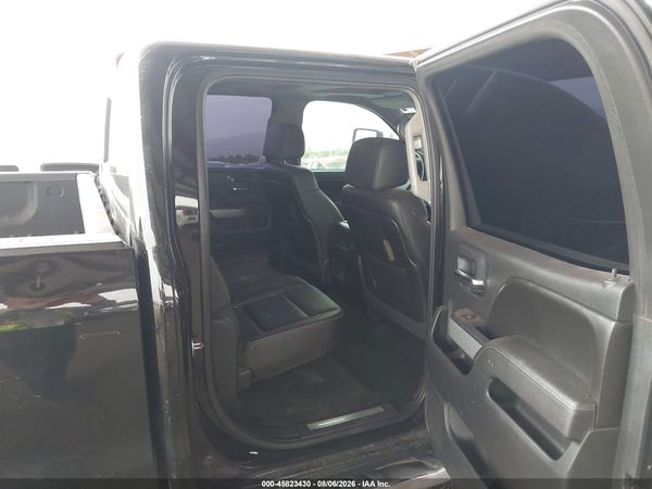 2015 CHEVROLET SILVERADO 2500HD LTZ — I8