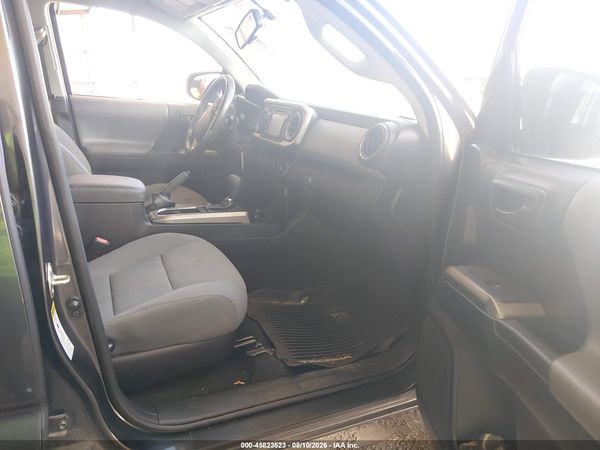 2017 TOYOTA TACOMA SR5 V6