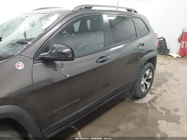 2018 JEEP CHEROKEE TRAILHAWK 4X4