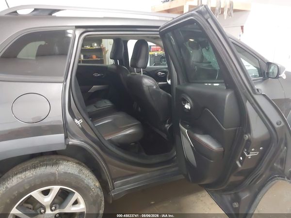 2018 JEEP CHEROKEE TRAILHAWK 4X4