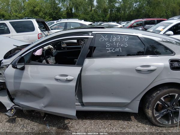 2022 KIA K5 GT-LINE — I117