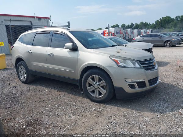 2013 CHEVROLET TRAVERSE LT — I1