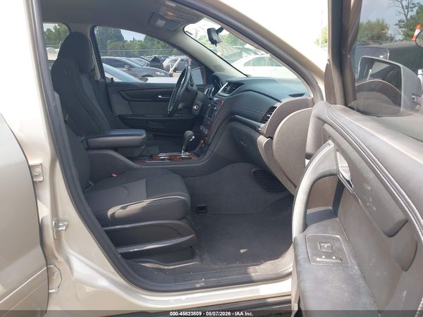 2013 CHEVROLET TRAVERSE LT — I5