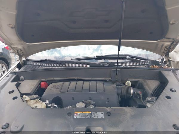 2013 CHEVROLET TRAVERSE LT — I10
