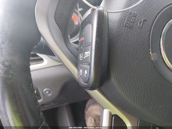 2019 JEEP CHEROKEE LIMITED 4X4