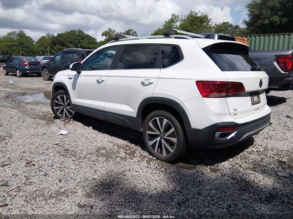 2022 VOLKSWAGEN TAOS 1.5T SE — I3
