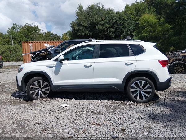 2022 VOLKSWAGEN TAOS 1.5T SE — I117