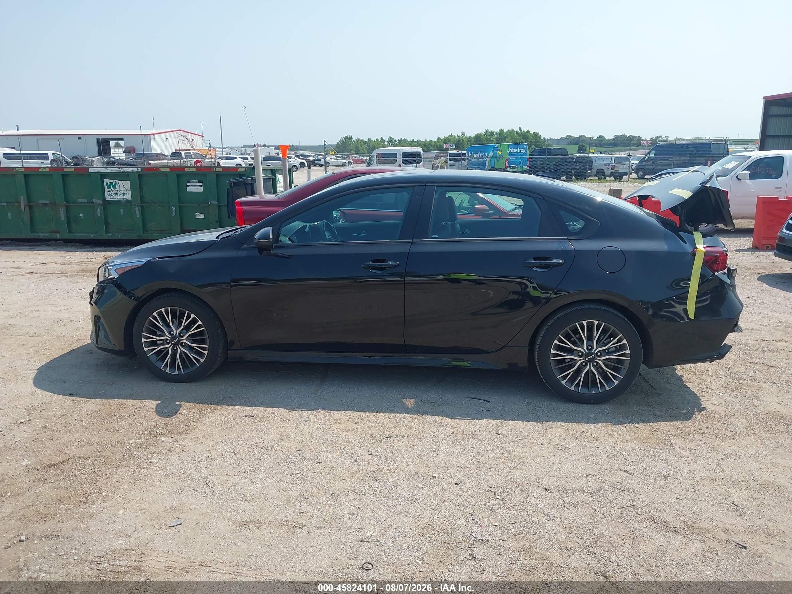 2024 KIA FORTE GT-LINE