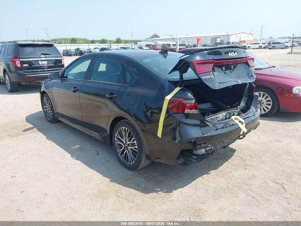 2024 KIA FORTE GT-LINE
