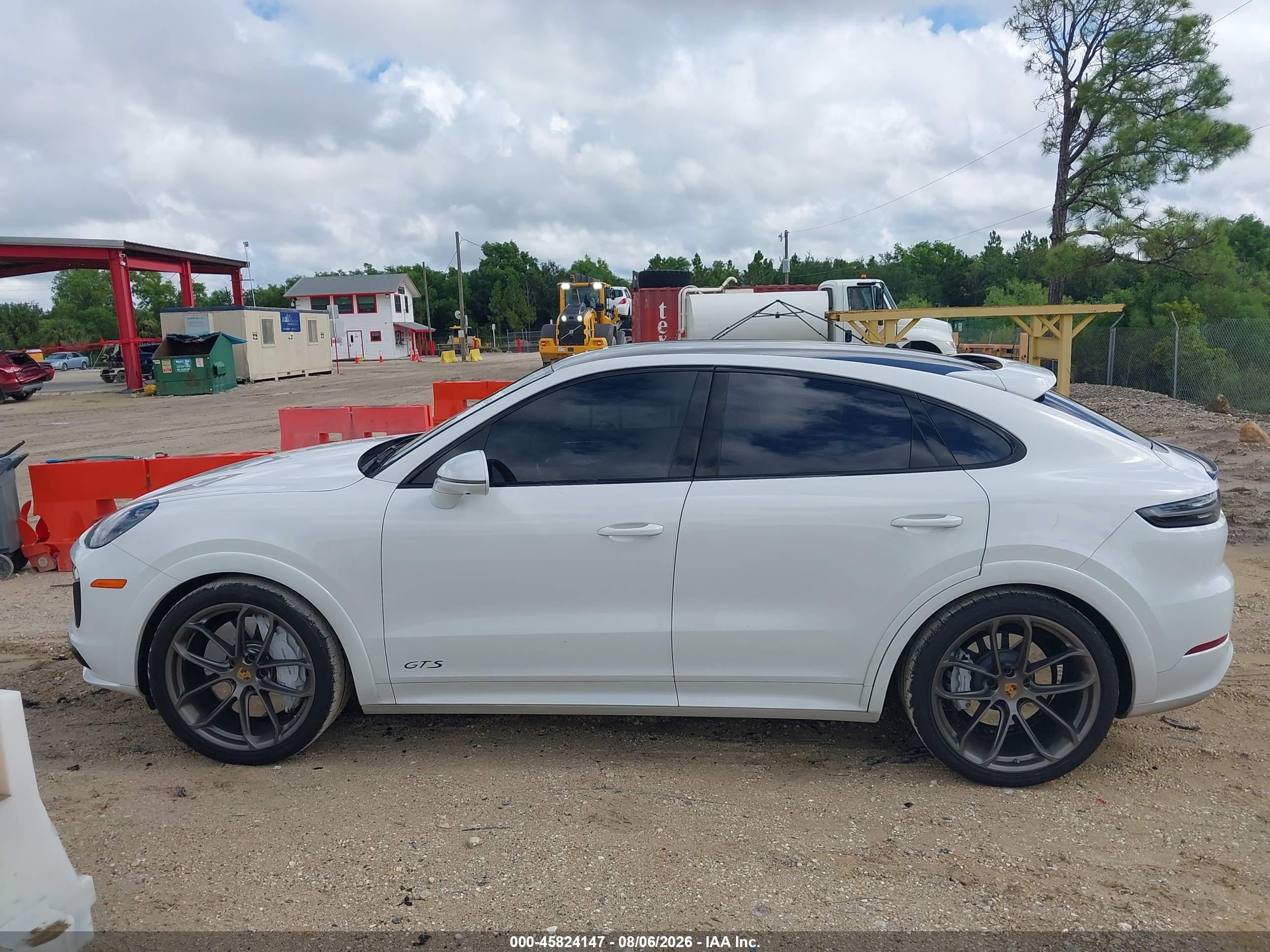 2021 PORSCHE CAYENNE COUPE GTS