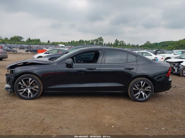 2024 VOLVO S60 B5 CORE DARK THEME