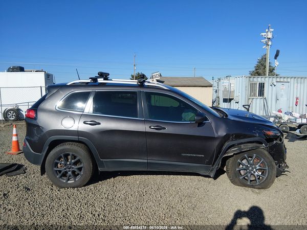 2018 JEEP CHEROKEE LATITUDE PLUS 4X4