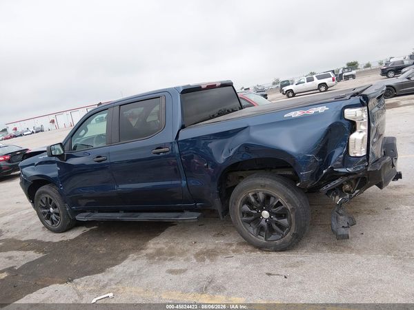 2022 CHEVROLET SILVERADO 1500 4WD  SHORT BED CUSTOM — I117