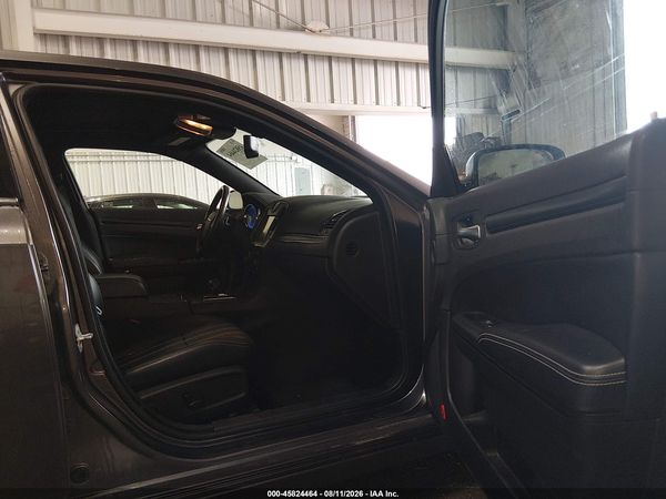 2014 CHRYSLER 300 300S — I5